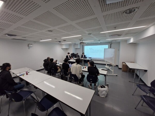 태국 내 통역은 김진성(30세)님이 맡아주었다. 주재원인 부모님을 따라 어린 시절 태국으로 건너와 23년을 살았다. 한국인의 정서와 언어를 잘 이해하고 있기에 웹툰 교육 통역에 매우 큰 도움이 되었다고 한다.