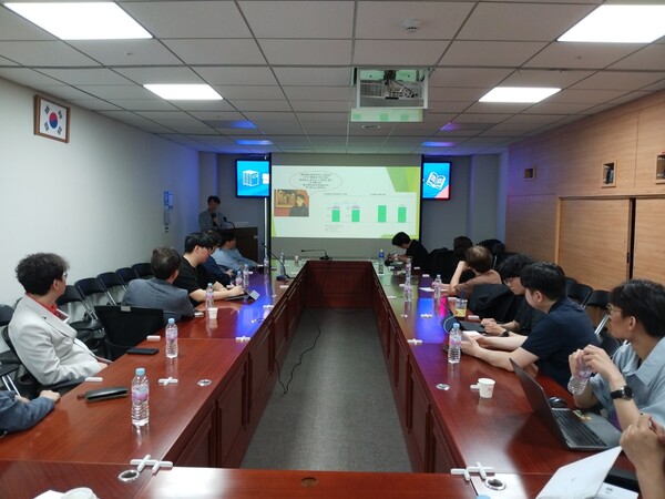 급박한 상황에서 서둘러 만들어진 자리였지만 현장과 연구자이자 협회의 관계자들의 고민과 제안이 집약된 시간이었다.