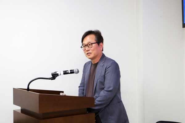 황교익 상임위원장의 인사와 함께 간담회가 시작되었다.